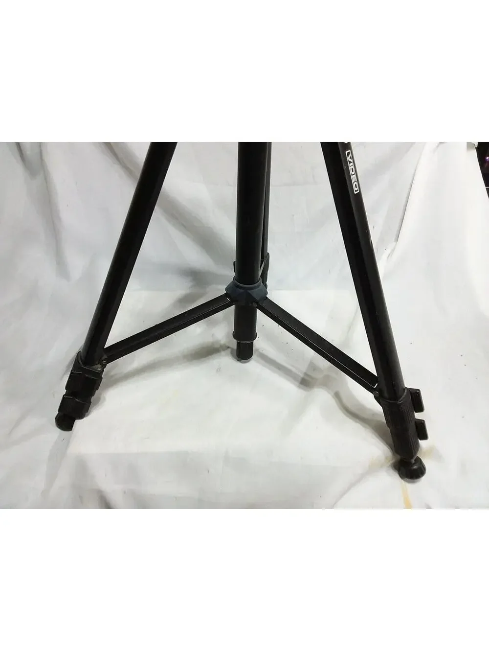 Velbon DV-40 Tripod Multi-Level Camera Video Stand Adjustable Lightweight